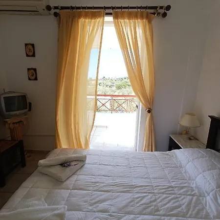 Socrates Élaphonèse